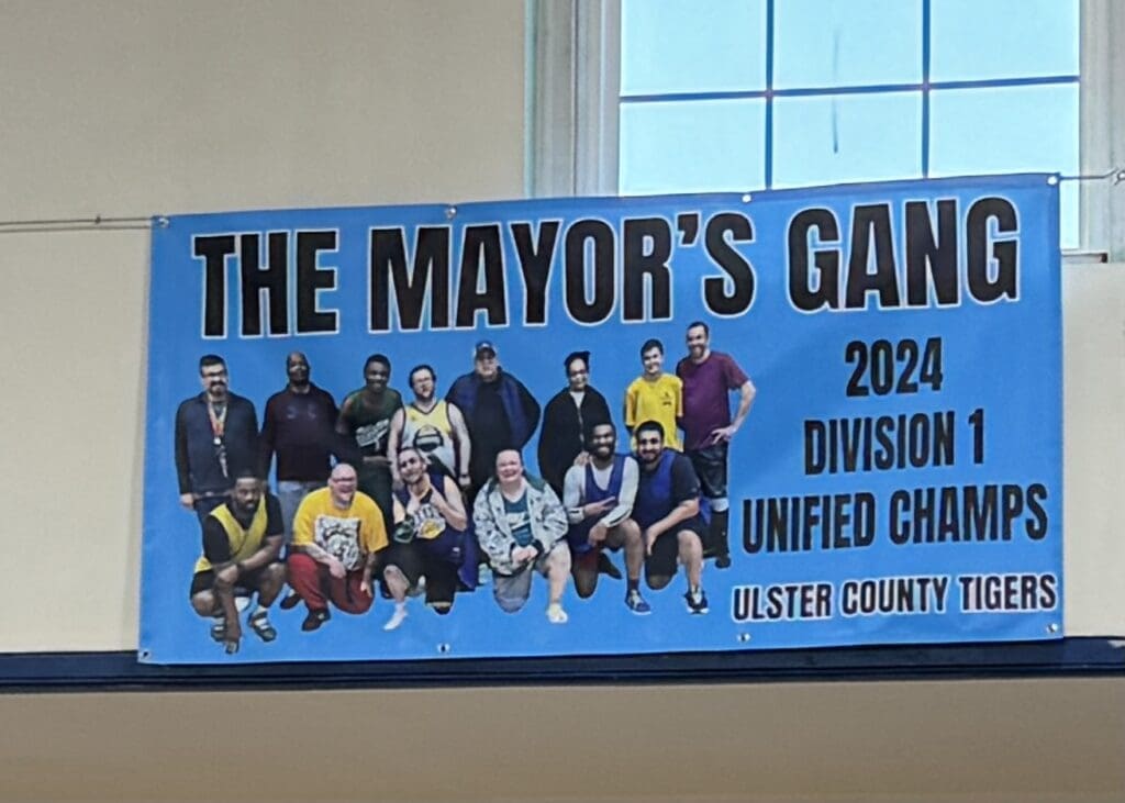 The Mayor's Gang 2024 champions group photo in Ulster County.